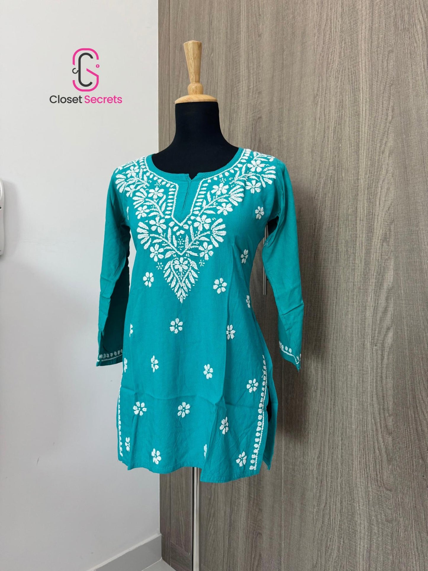 Handmade Mulmul Cotton Chikankari Kurti