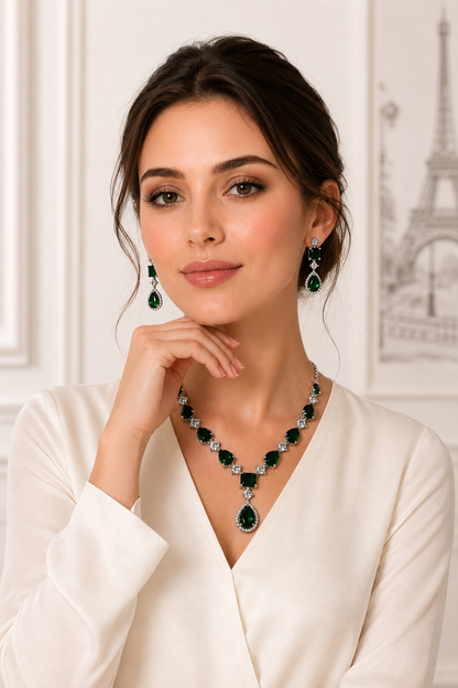 Dark Green Royal Premium Jewelry – Elegant High-Quality Statement Piece