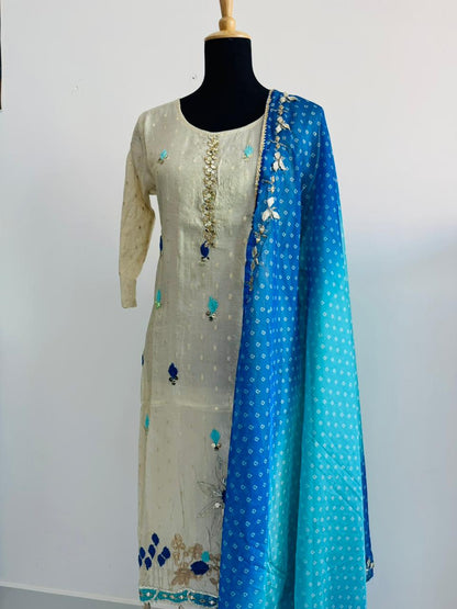 Elegant 3-Piece Shimmer Suit Set – Top, Bottom & Dupatta – Lightweight & Comfortable