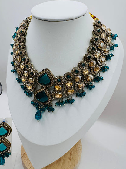 Antique Gold Kundan Necklace Set with Teal Stones