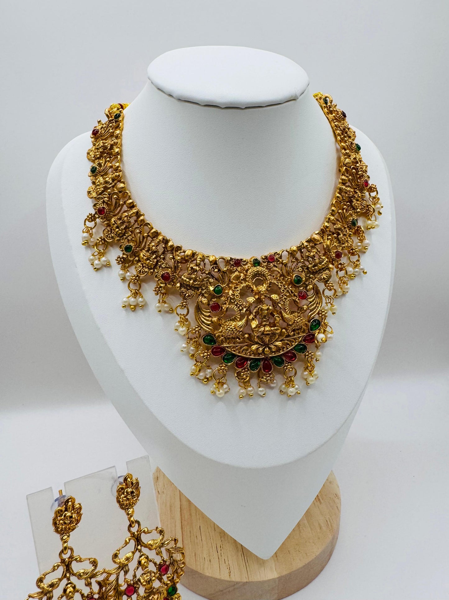 Goddess-Inspired Golden Pearl & Multistone Necklace Set with Earrings