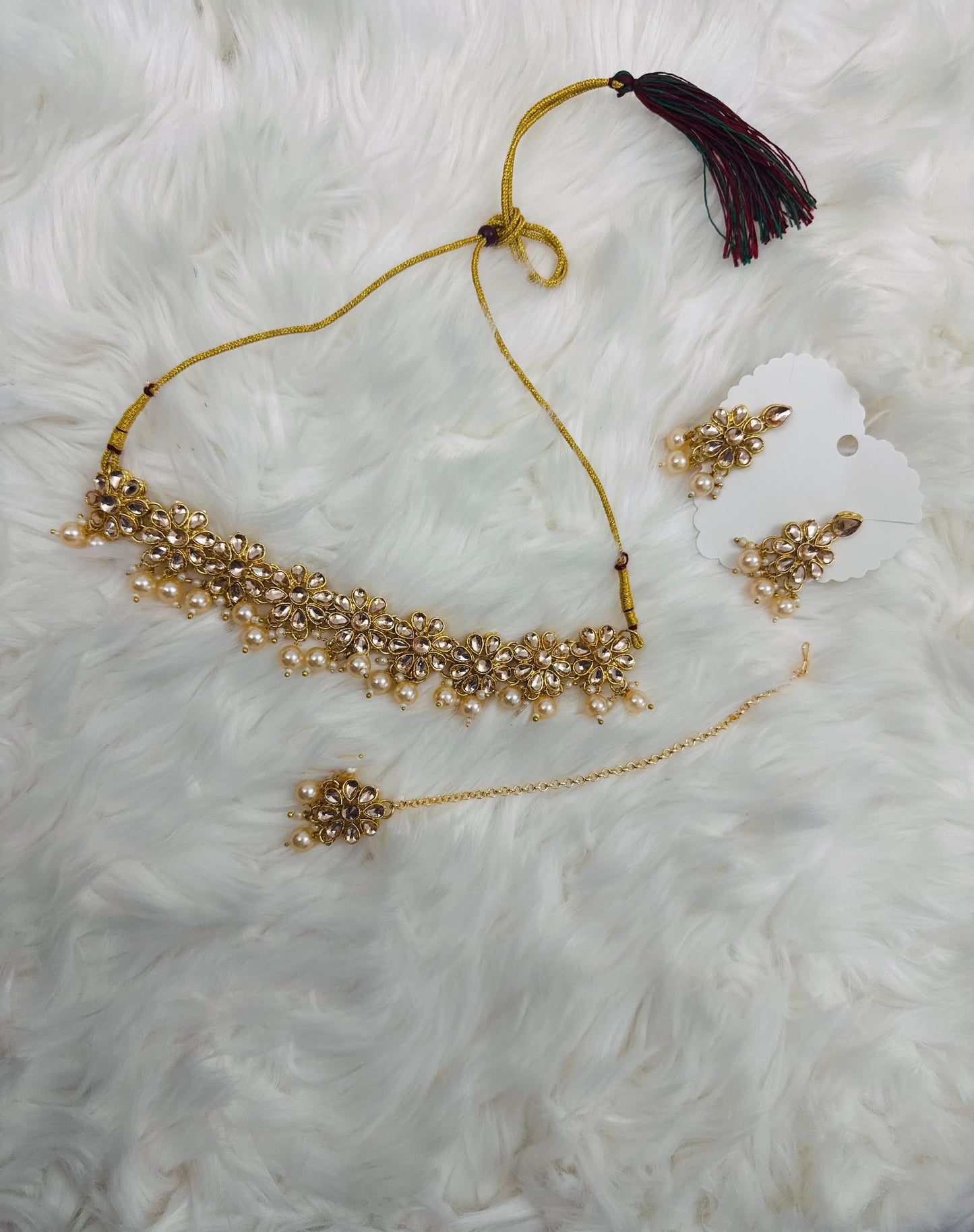 Premium Pearl Necklace Choker – Elegant Statement Jewellery