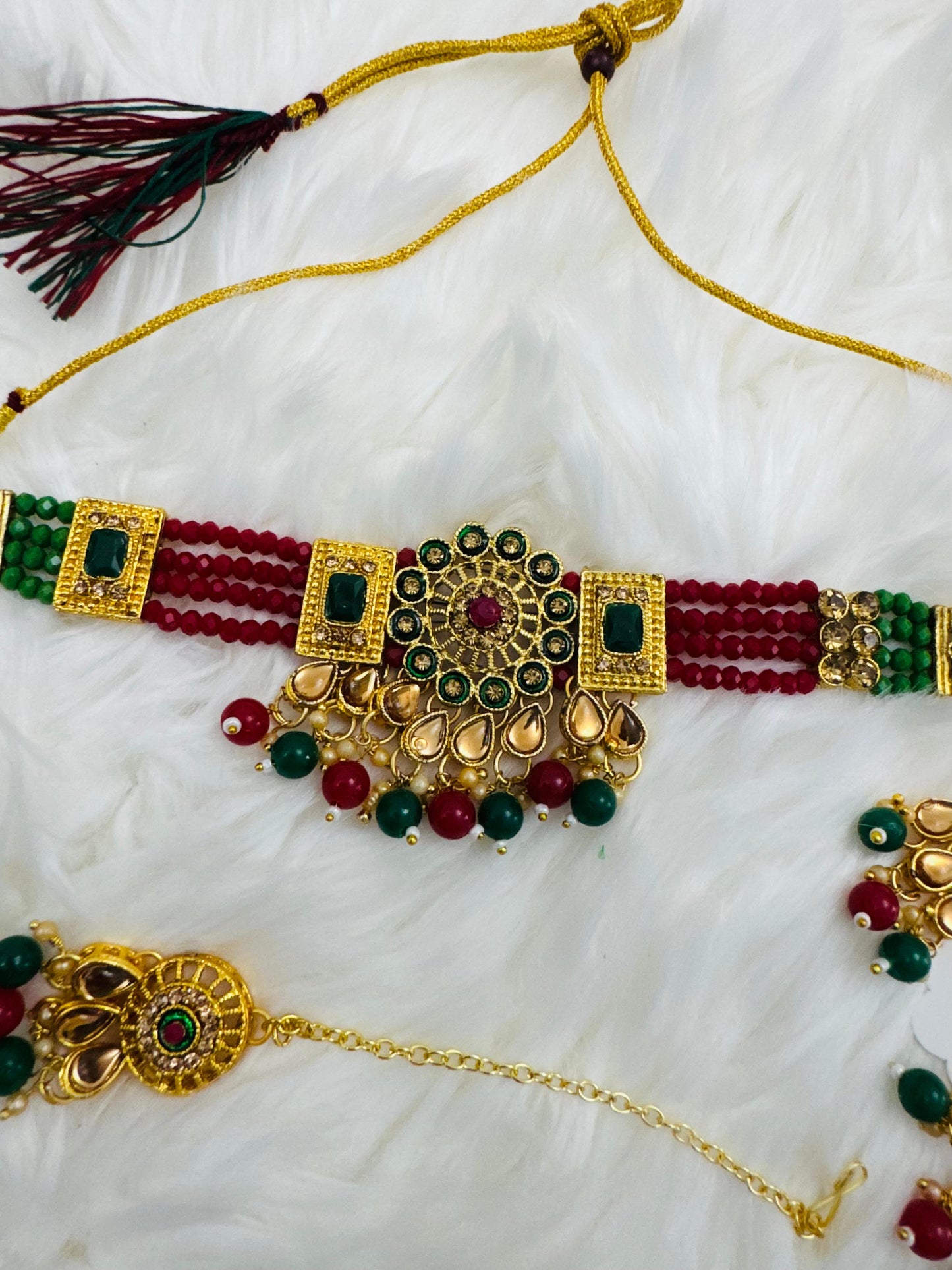 Pearl Choker Set with Earrings & Maang Tikka – Maroon & Green Combination