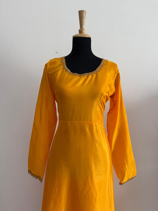 Elegant Ethnic 3-Piece – Satin Top, Fully Stitched Bottom & Mirror-Work Dupatta