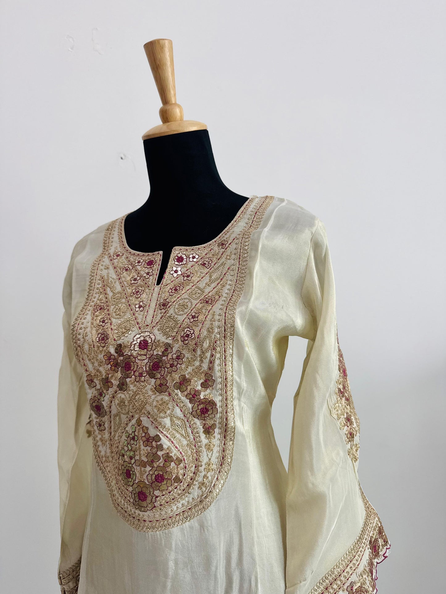 Premium Tissue Fabric 2-Piece Suit Set – Elegant & Festive