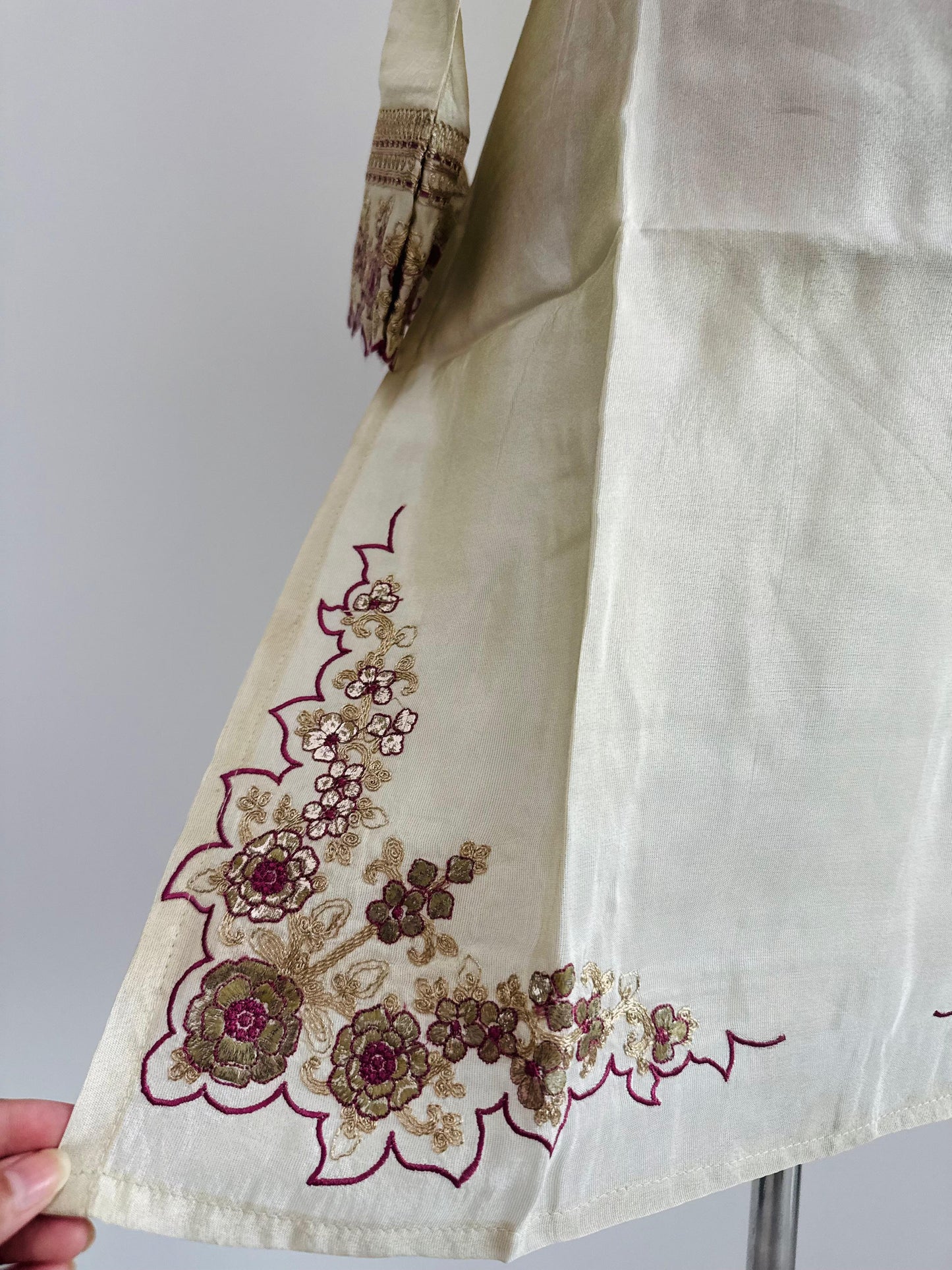 Premium Tissue Fabric 2-Piece Suit Set – Elegant & Festive