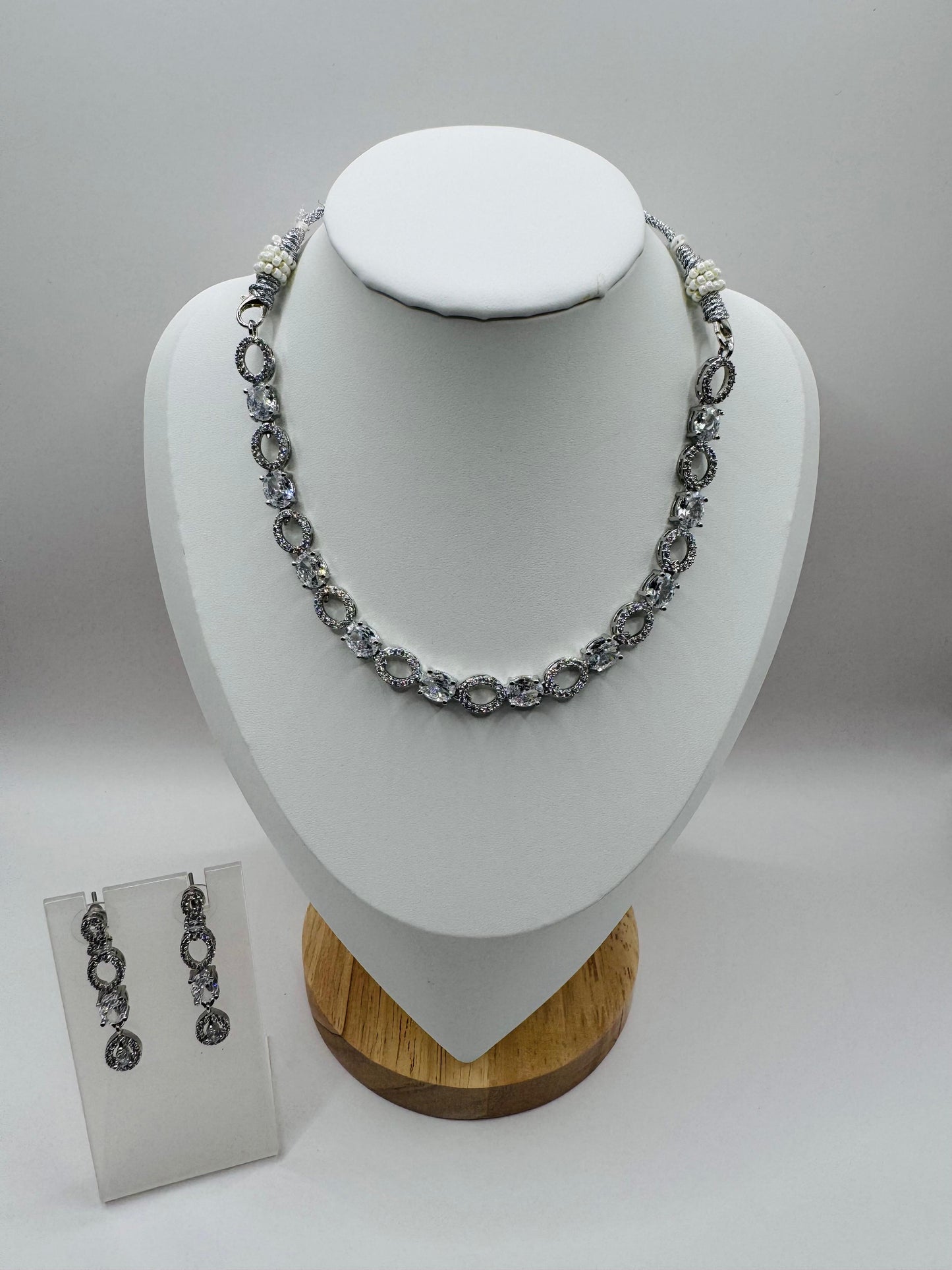 Clear Crystal Necklace Set – Premium Statement Jewelry
