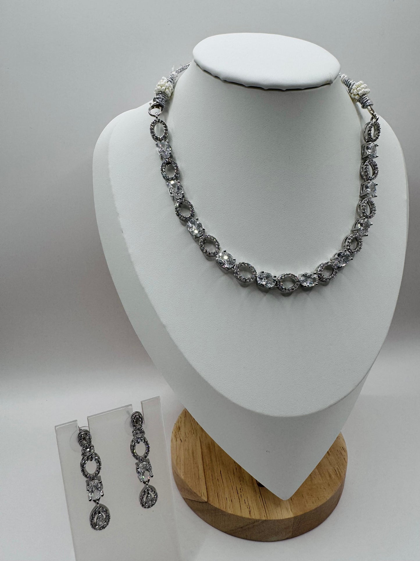 Clear Crystal Necklace Set – Premium Statement Jewelry