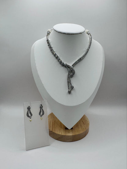 Silver-Toned Crystal Knot Necklace Set – Elegant Necklace & Earring Combo