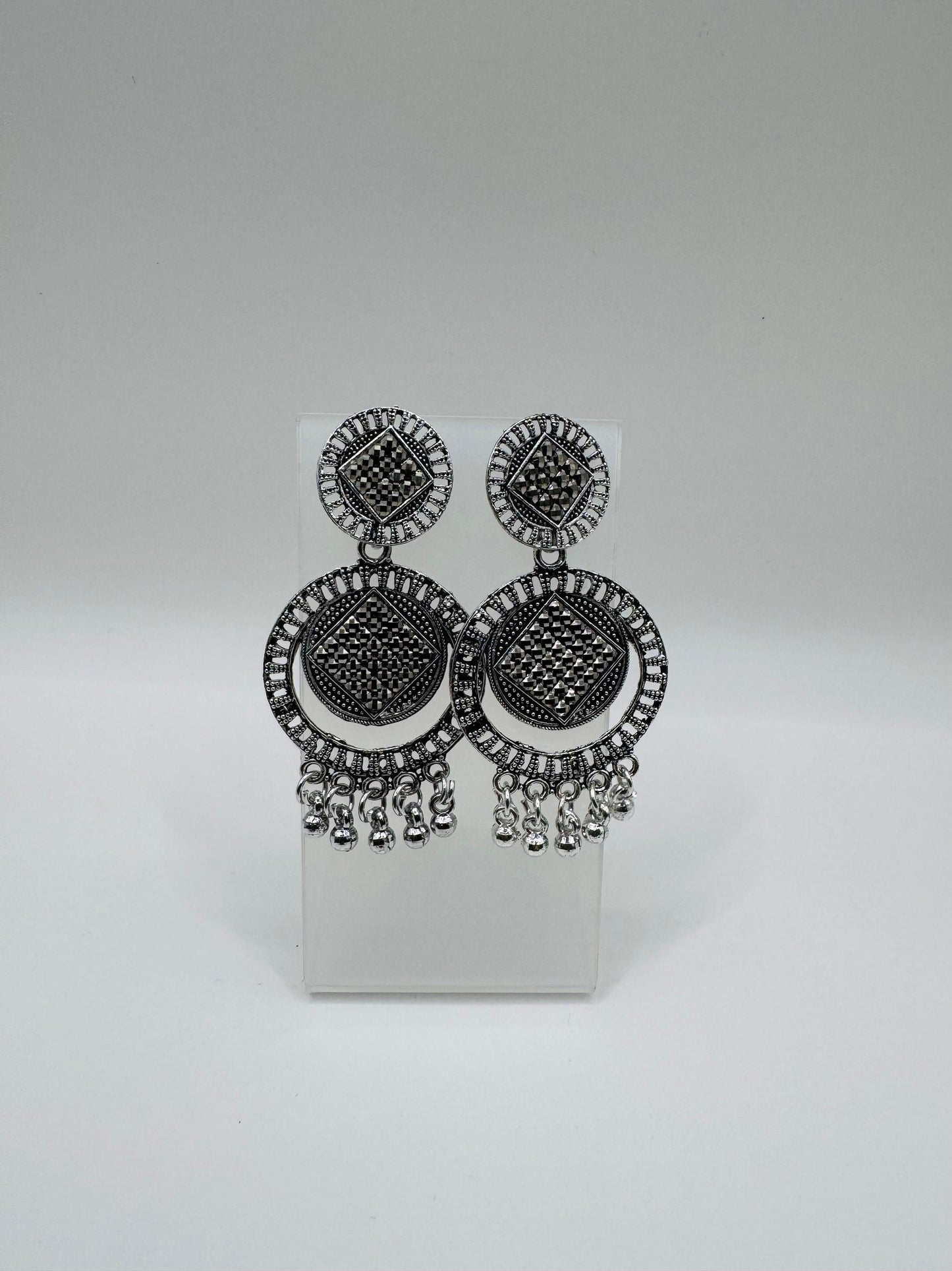 Tiny Round Earrings – Lightweight Everyday Jewelry