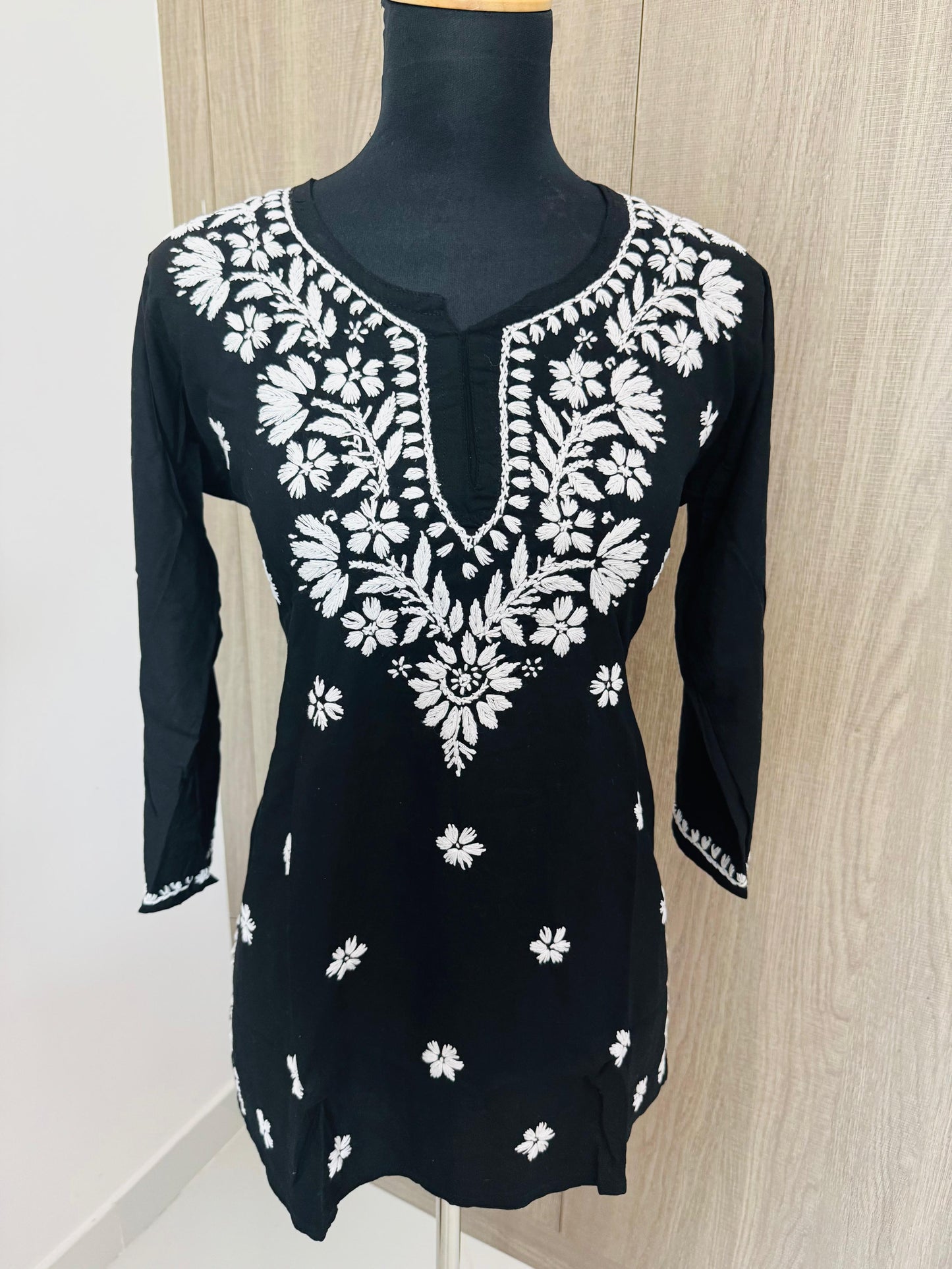 Handmade Mulmul Cotton Chikankari Kurti