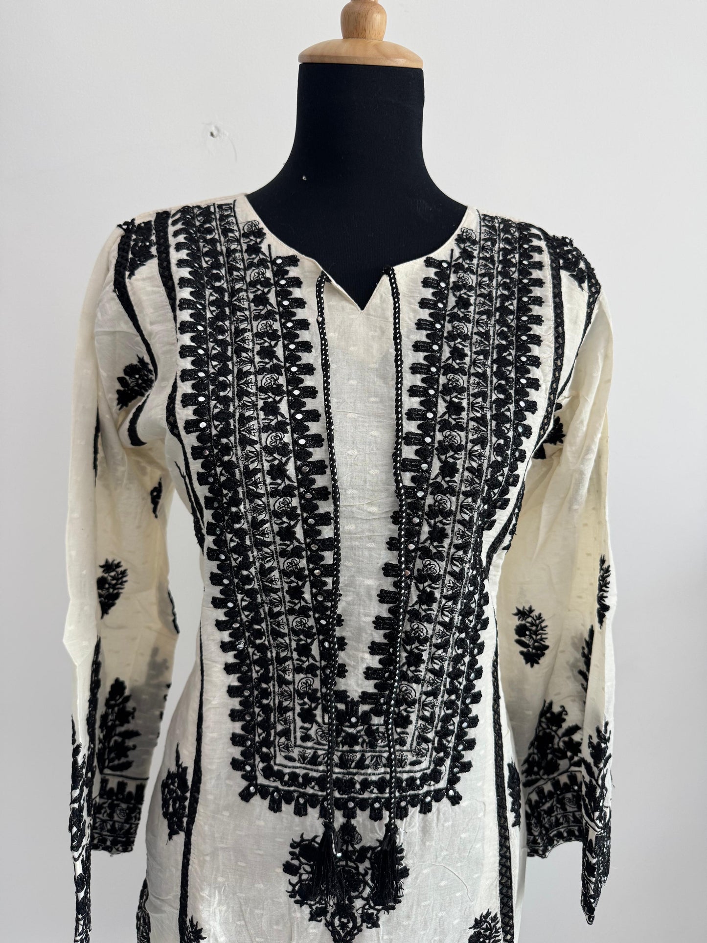 Beige Cotton Coat Set with Black Embroidery